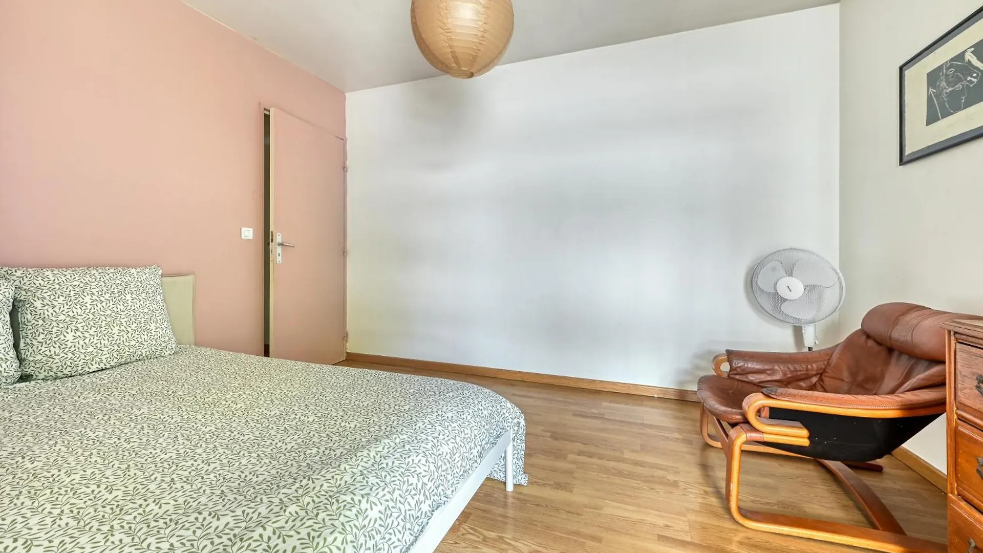 3 Bedroom With Balconies 아파트 *