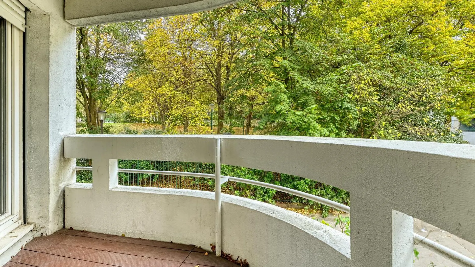 아파트 3 Bedroom With Balconies *